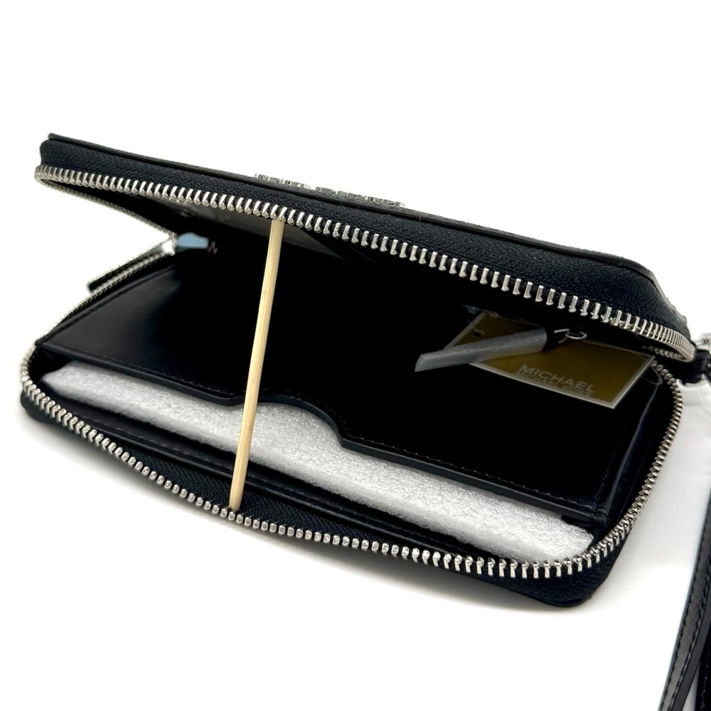 Michael Kors Jet Set Travel Flat MF Phone Case Wallet Black Signature - Picture 7 of 8